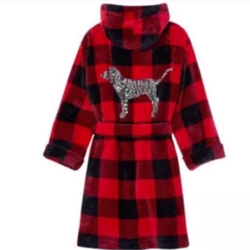 Buffalo Check VS Pink Robe
